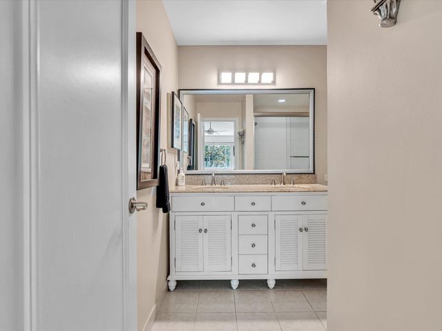 911 Kokomo Key Lane, Delray Beach, FL 33483