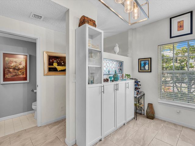 911 Kokomo Key Lane, Delray Beach, FL 33483