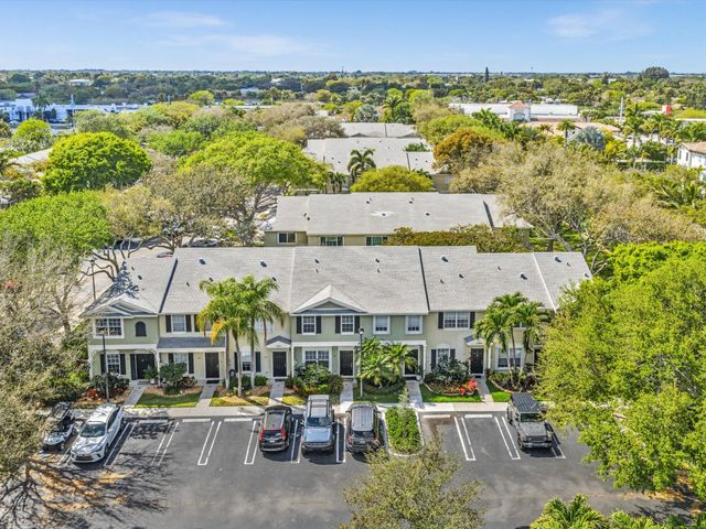 911 Kokomo Key Lane, Delray Beach, FL 33483