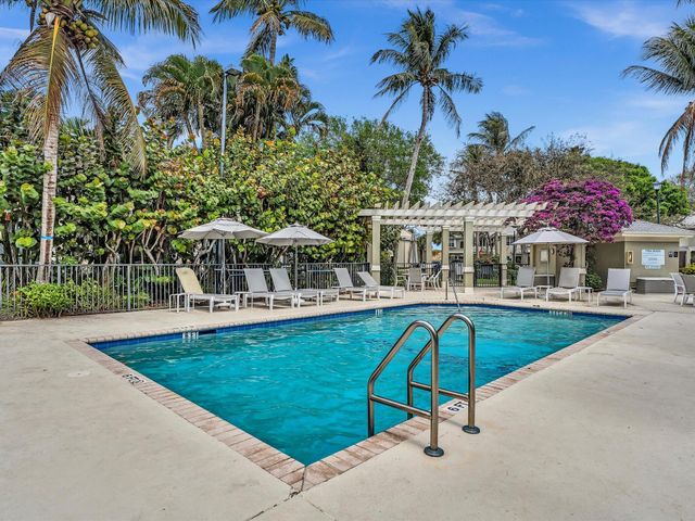 911 Kokomo Key Lane, Delray Beach, FL 33483