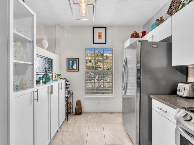 911 Kokomo Key Lane, Delray Beach, FL 33483