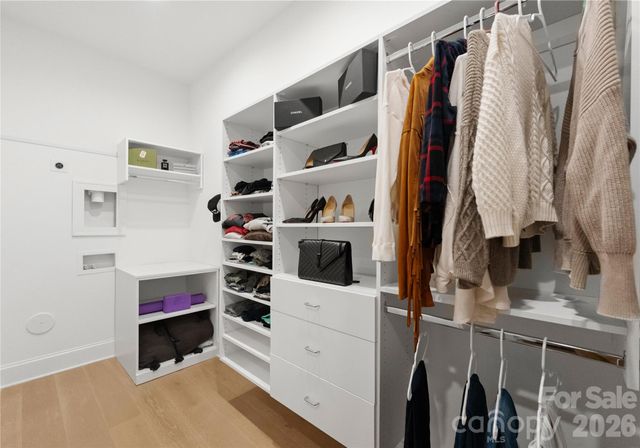 1527 St George Street, Charlotte, NC 28205