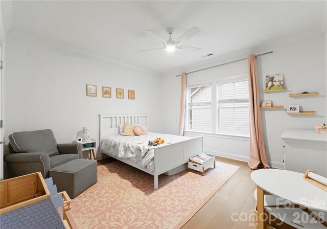 1527 St George Street, Charlotte, NC 28205