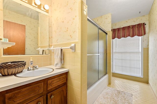 2002 Spaulding Rd, Dothan, AL 36301