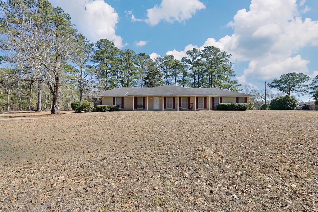 2002 Spaulding Rd, Dothan, AL 36301