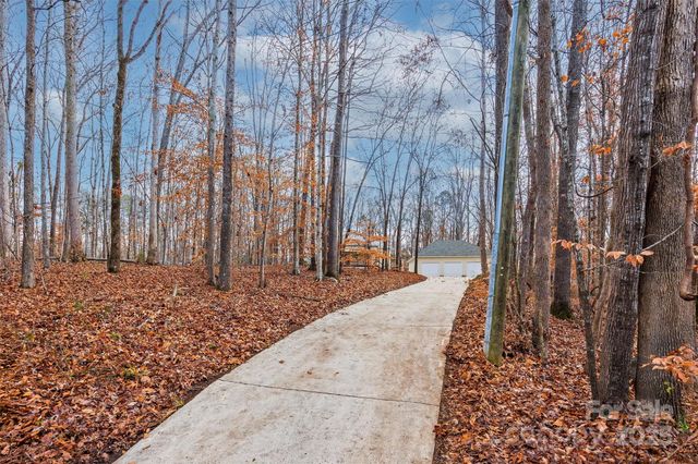 3429 Thoroughbred Lane, York, SC 29745