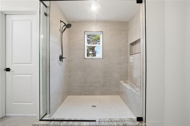 9625 11th Bay ST, Norfolk, VA 23518