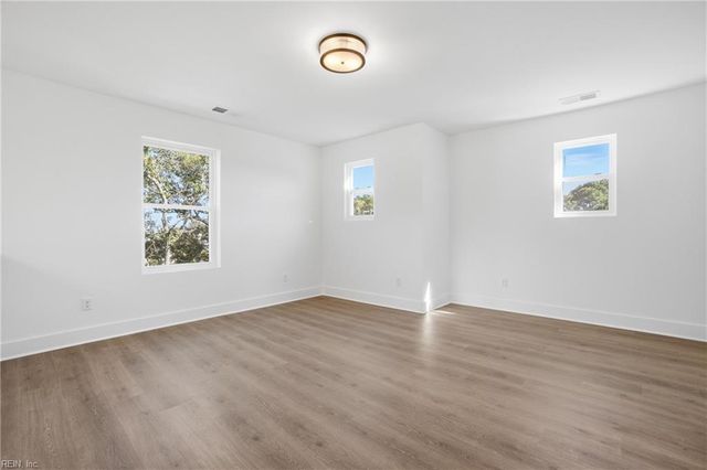 9625 11th Bay ST, Norfolk, VA 23518