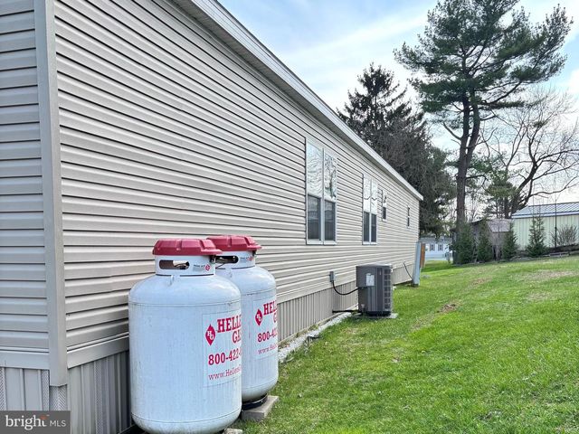 61 NORTHCREST ACRES PARK TP-0061, Lebanon, PA 17046