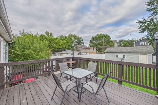 9537 Central Avenue, Oak Lawn, IL 60453