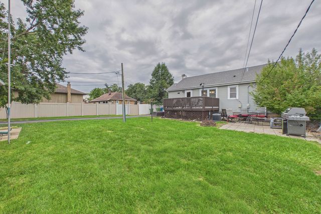9537 Central Avenue, Oak Lawn, IL 60453