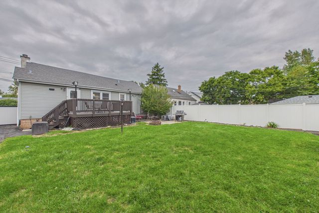 9537 Central Avenue, Oak Lawn, IL 60453
