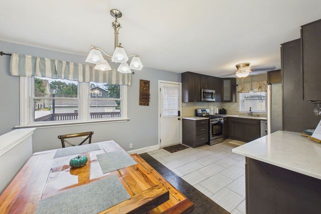 9537 Central Avenue, Oak Lawn, IL 60453