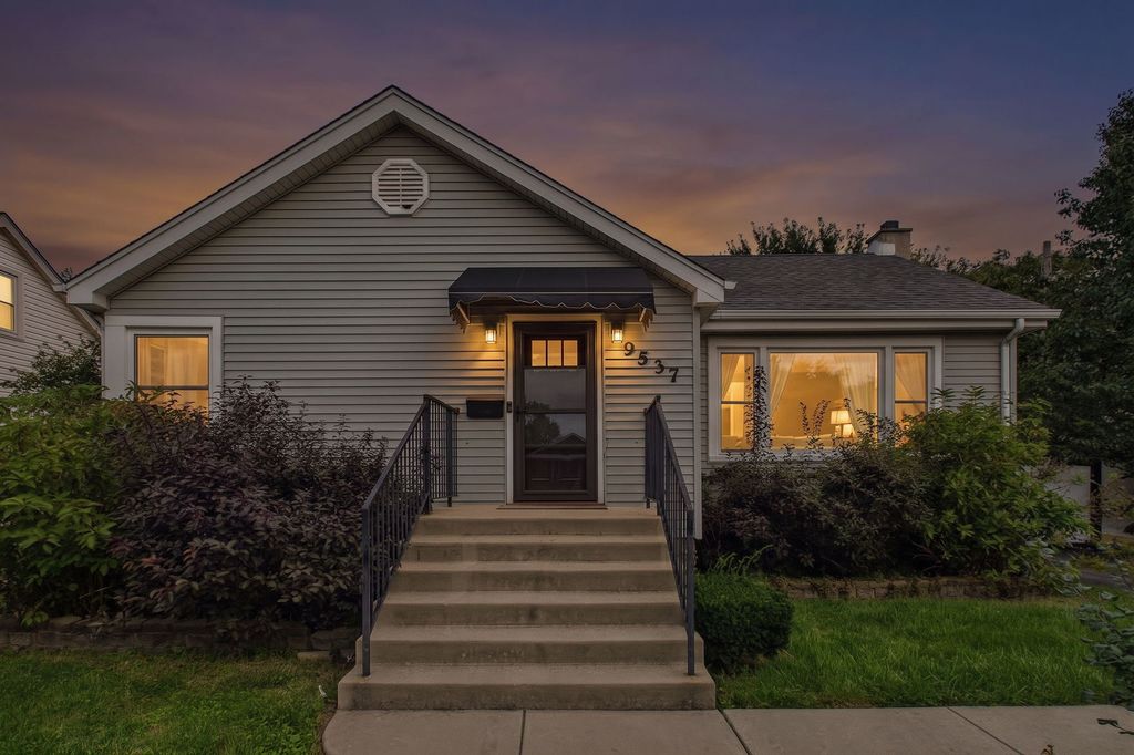 9537 Central Avenue, Oak Lawn, IL 60453