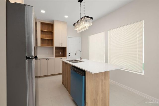 4305 Heron Avenue 6, Mcallen, TX 78504