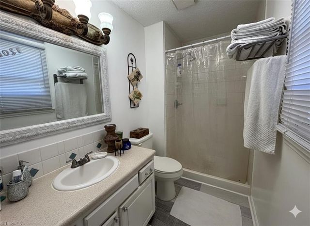 6912 Harlow Drive, Archdale, NC 27263