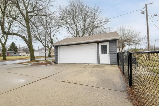 4157 S 20th STREET, Milwaukee, WI 53221
