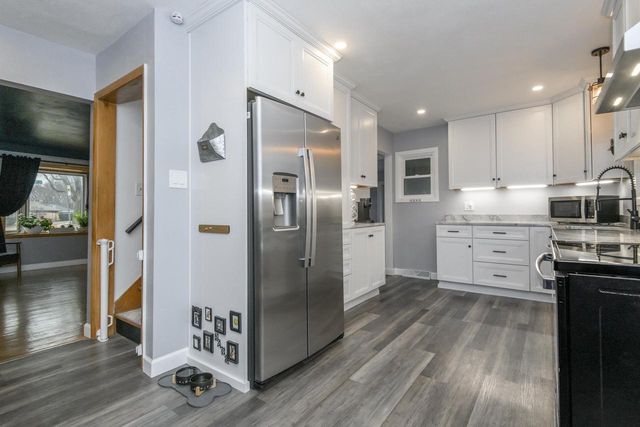 4157 S 20th STREET, Milwaukee, WI 53221