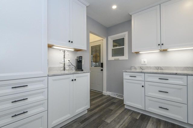 4157 S 20th STREET, Milwaukee, WI 53221