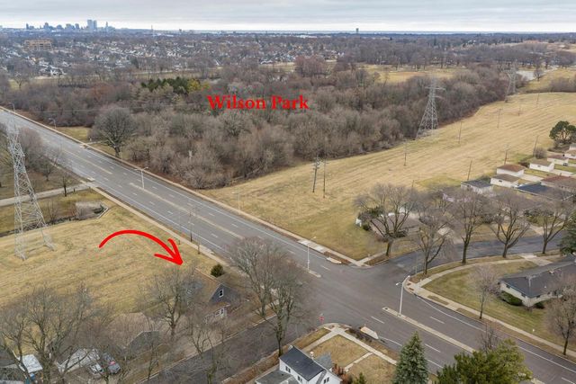 4157 S 20th STREET, Milwaukee, WI 53221