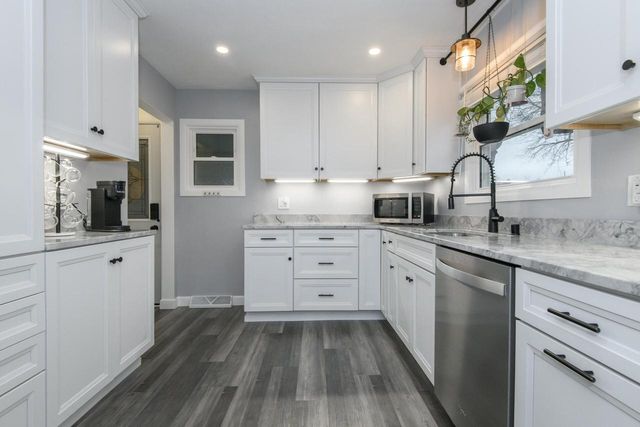 4157 S 20th STREET, Milwaukee, WI 53221