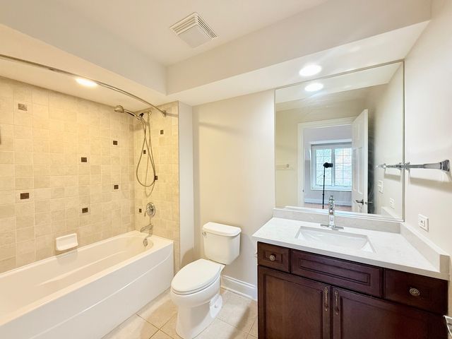 22206 N Prairie Lane, Kildeer, IL 60047