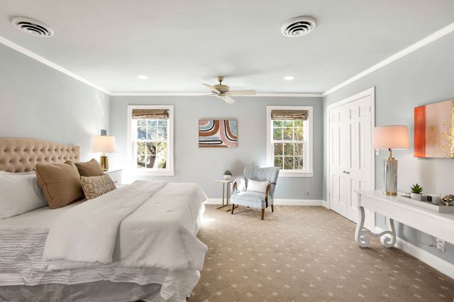 6129 McCommas Boulevard, Dallas, TX 75214