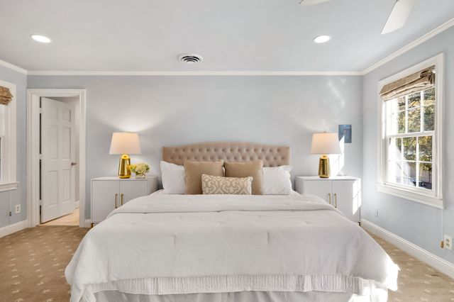 6129 McCommas Boulevard, Dallas, TX 75214