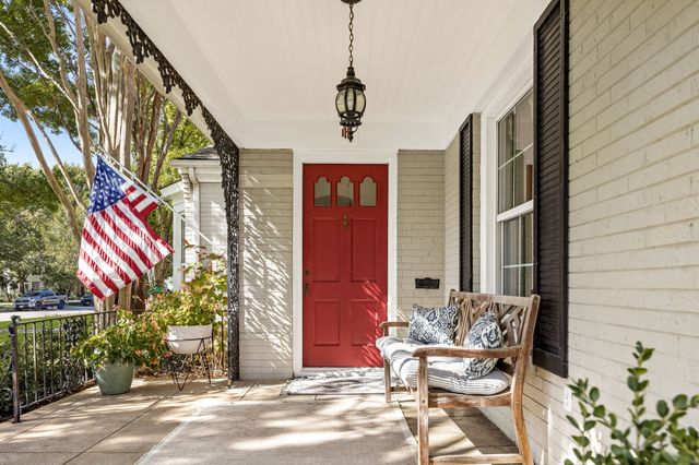 6129 McCommas Boulevard, Dallas, TX 75214