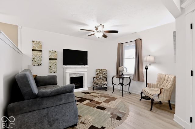 999 Shoreline Circle, Cicero, IN 46034