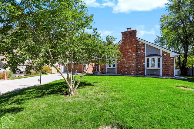999 Shoreline Circle, Cicero, IN 46034