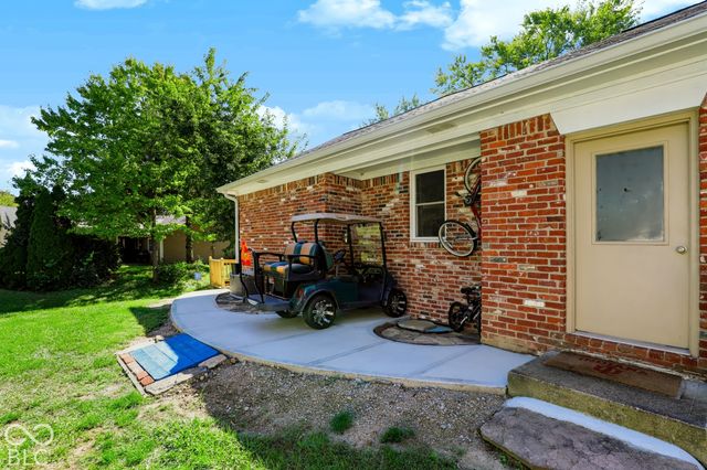 999 Shoreline Circle, Cicero, IN 46034
