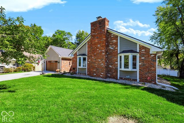 999 Shoreline Circle, Cicero, IN 46034