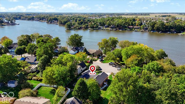 999 Shoreline Circle, Cicero, IN 46034