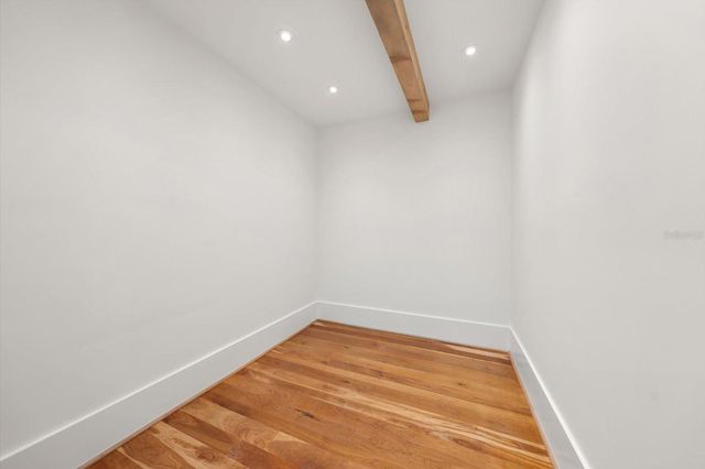 800 17TH AVENUE N, St Petersburg, FL 33704