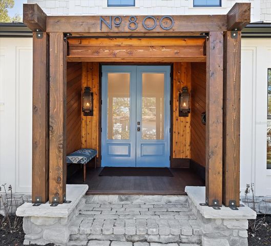 800 17TH AVENUE N, St Petersburg, FL 33704