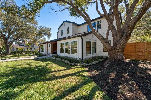 800 17TH AVENUE N, St Petersburg, FL 33704