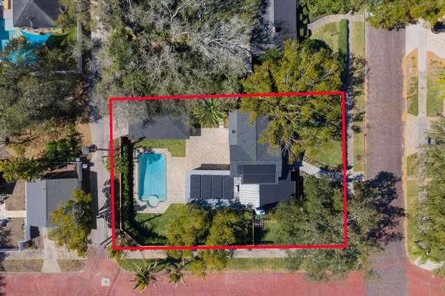 800 17TH AVENUE N, St Petersburg, FL 33704