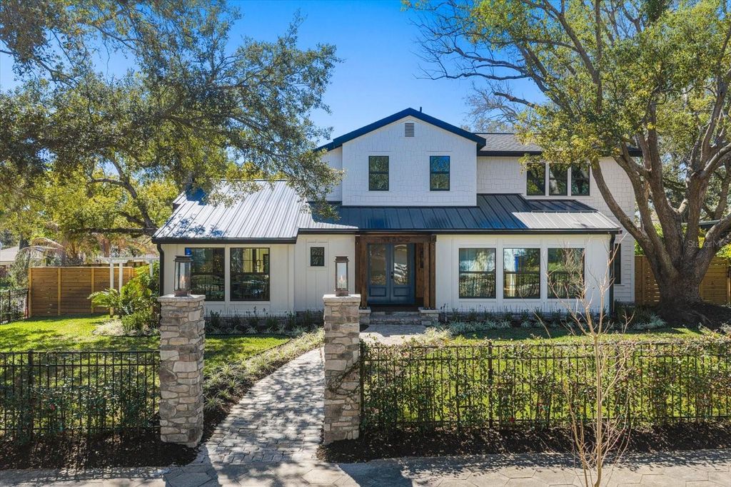 800 17TH AVENUE N, St Petersburg, FL 33704