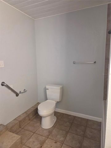101 E ATWATER AVENUE, Eustis, FL 32726