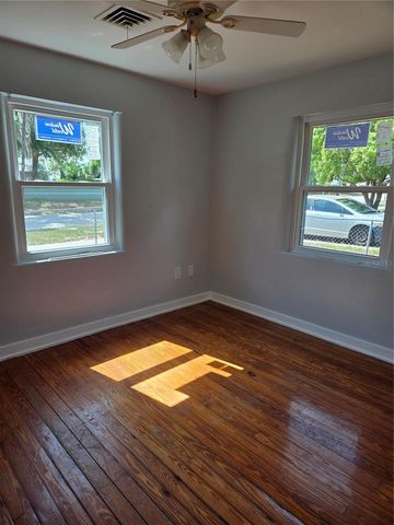 101 E ATWATER AVENUE, Eustis, FL 32726