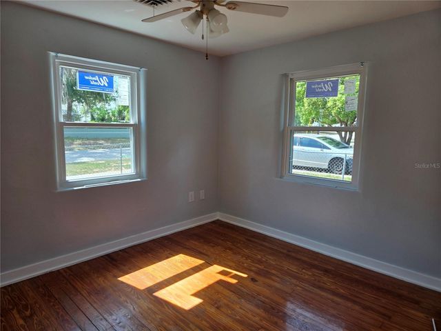 101 E ATWATER AVENUE, Eustis, FL 32726