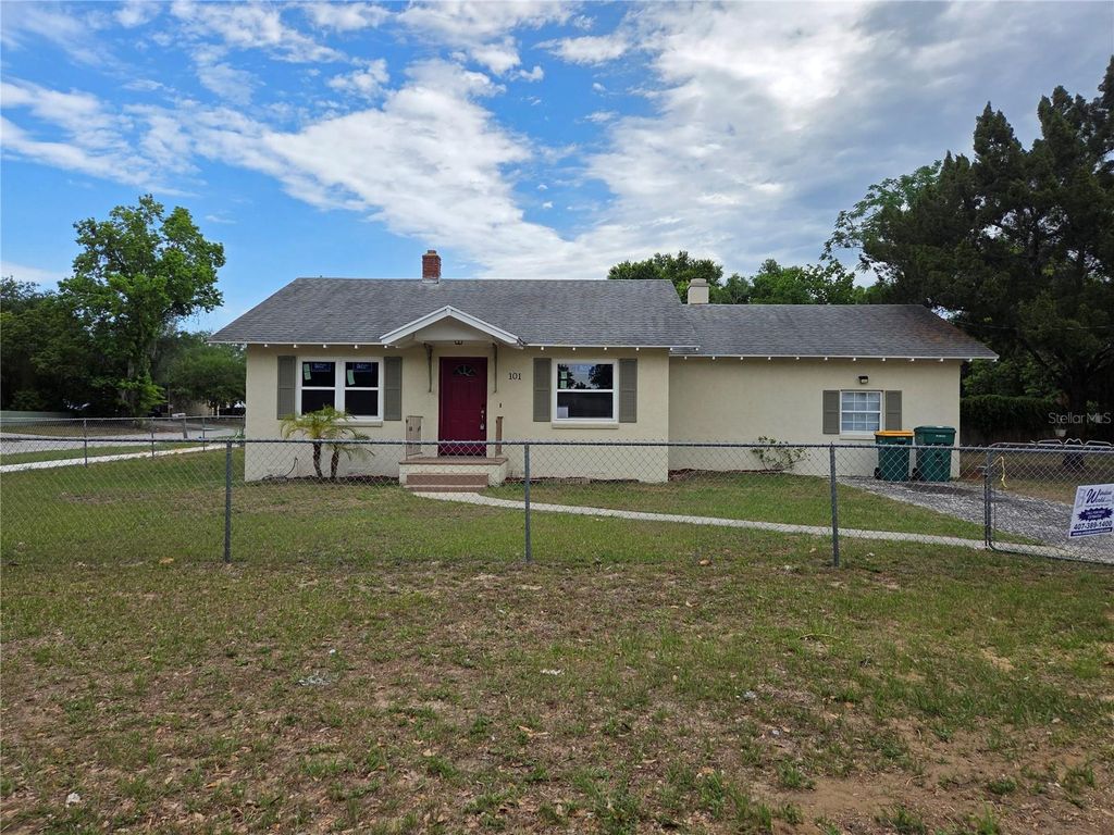 101 E ATWATER AVENUE, Eustis, FL 32726