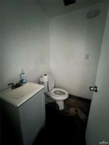 1501 W Business 83 Road, Weslaco, TX 78596