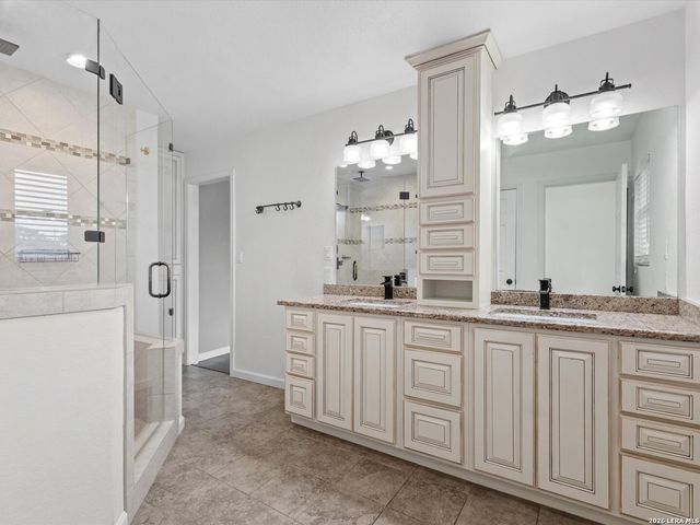 169 CORA ST, New Braunfels, TX 78130