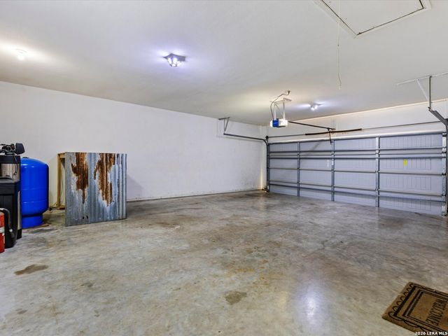 169 CORA ST, New Braunfels, TX 78130