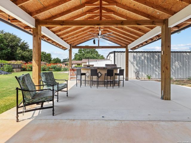 169 CORA ST, New Braunfels, TX 78130