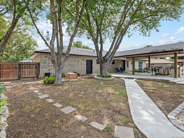 169 CORA ST, New Braunfels, TX 78130