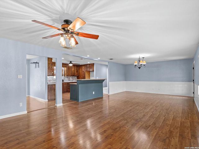 169 CORA ST, New Braunfels, TX 78130