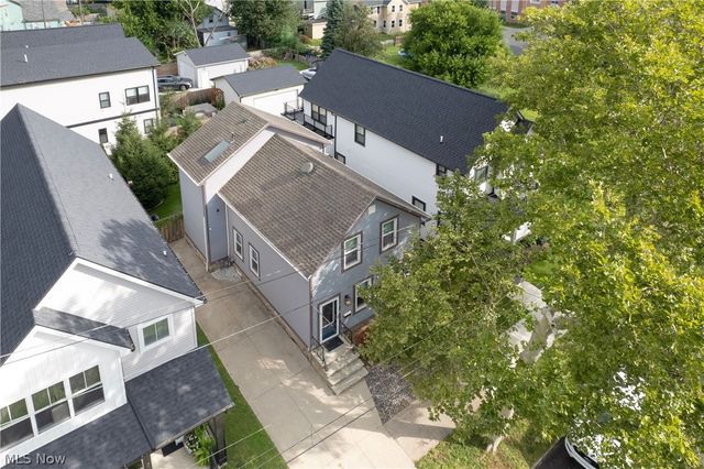 3004 Monroe Avenue, Cleveland, OH 44113